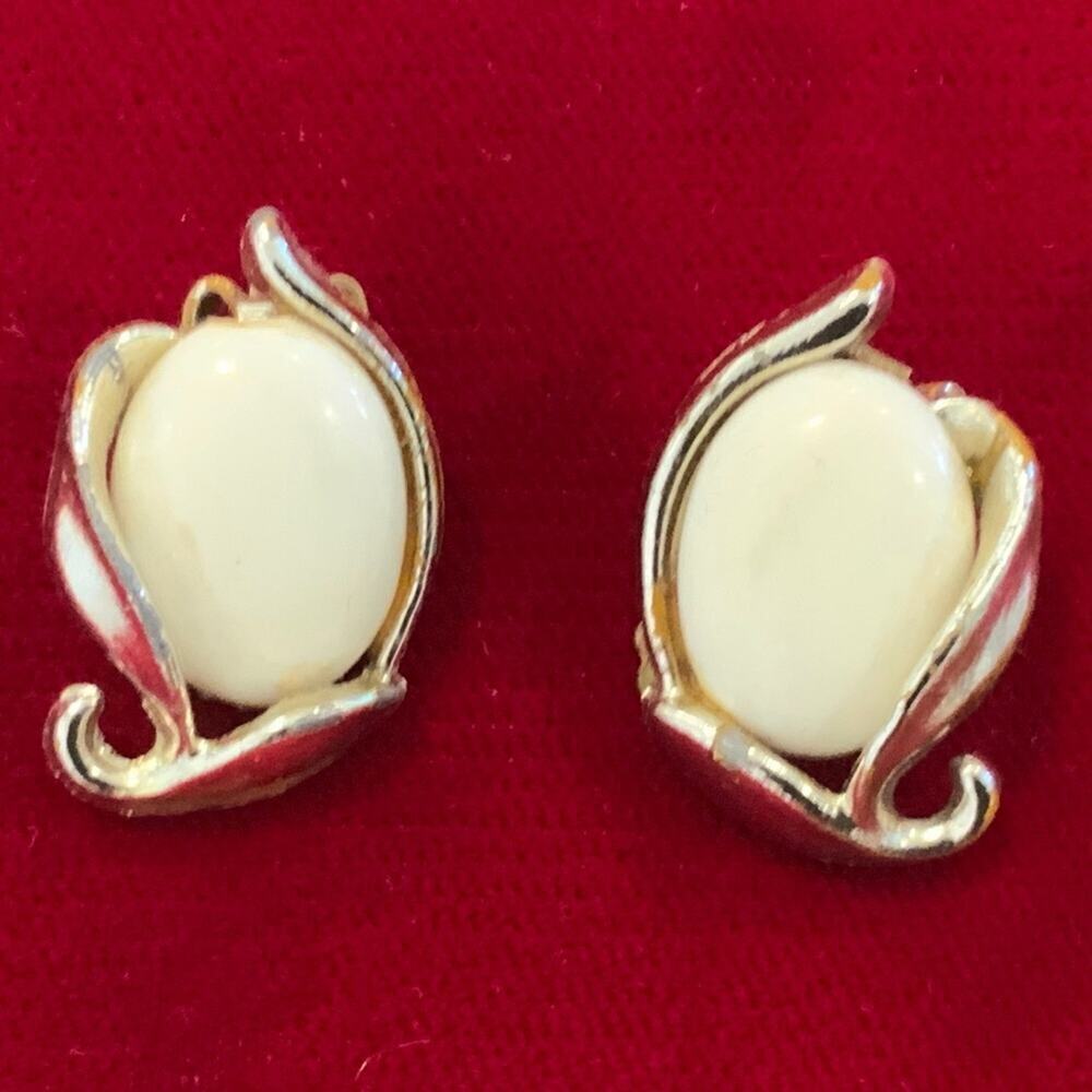 Vintage Earrings